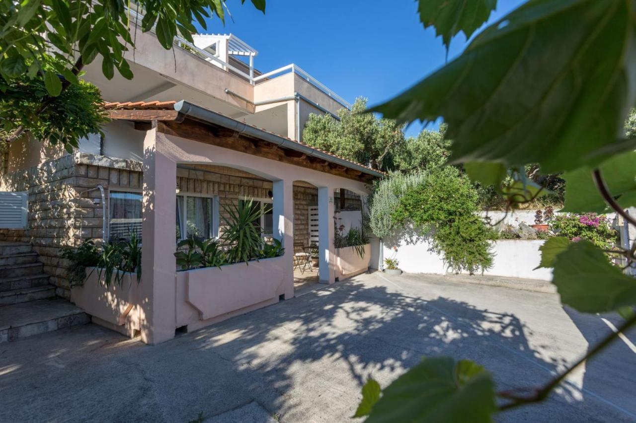 Nomads Apartment Hvar Town Exterior photo
